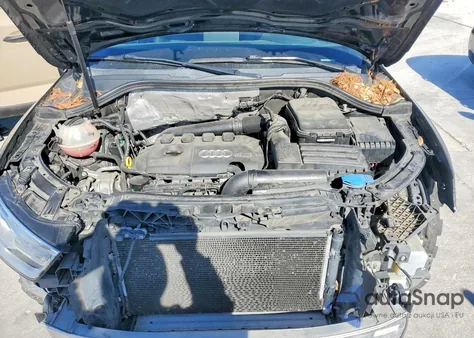 2016 Audi Q3 Premium Plus z USA, uszkodzony, nr VIN WA1BFCFS3GR022530